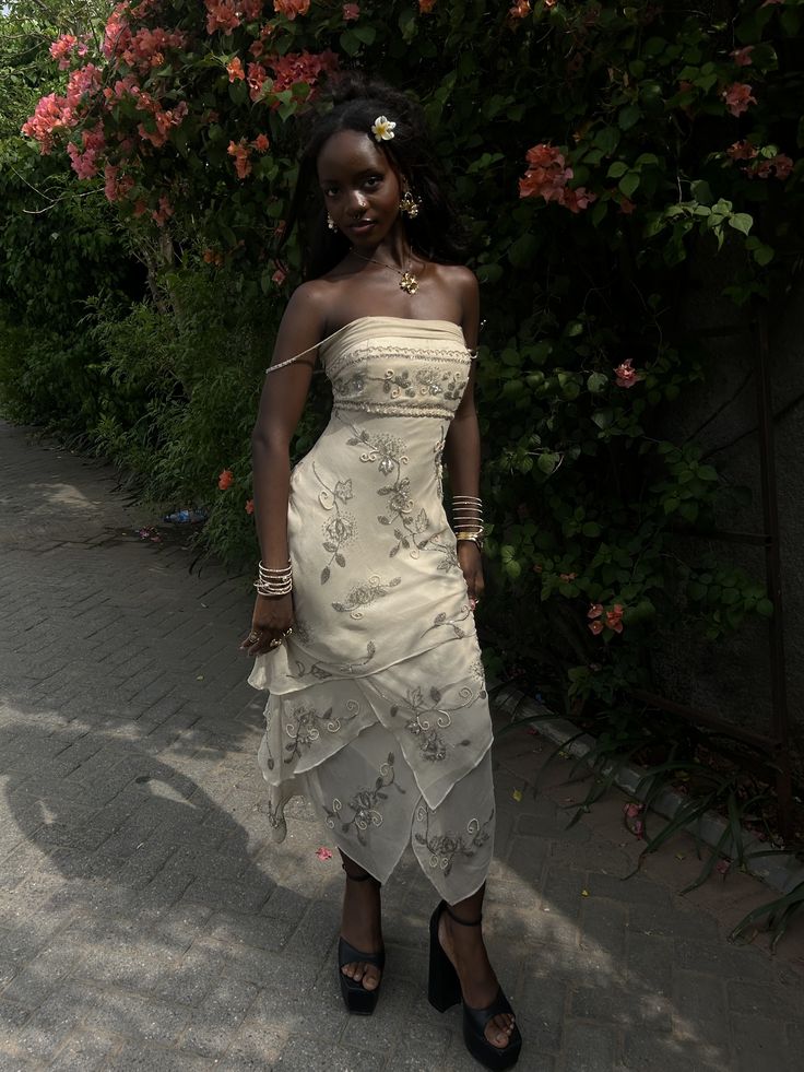Exquisite Sheath Spaghetti Strap Appliques Light Apricot Layered Chiffon Long Prom Dress Evening Dress DP3298