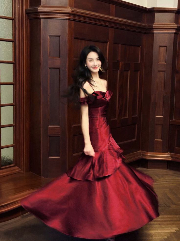 Pretty Mermaid Off The Shoulder Burgundy Satin Long Prom Dresses Evening Gowns DP4206