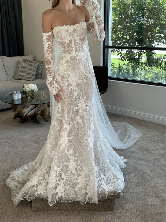 Exquisite Mermaid Long Sleeve White Lace Wedding Dress DP6846