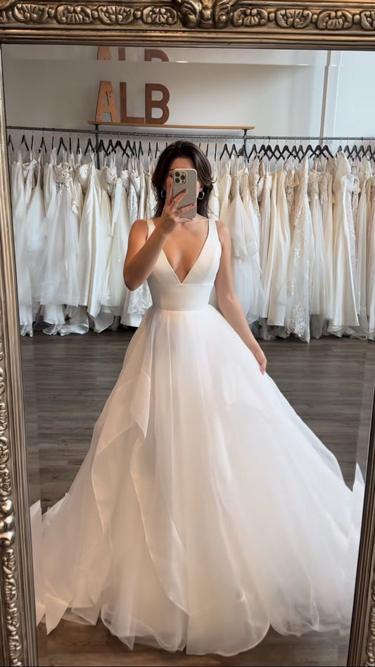 Simple Ball Gown V Neck White Organza Satin Wedding Dress DP4354