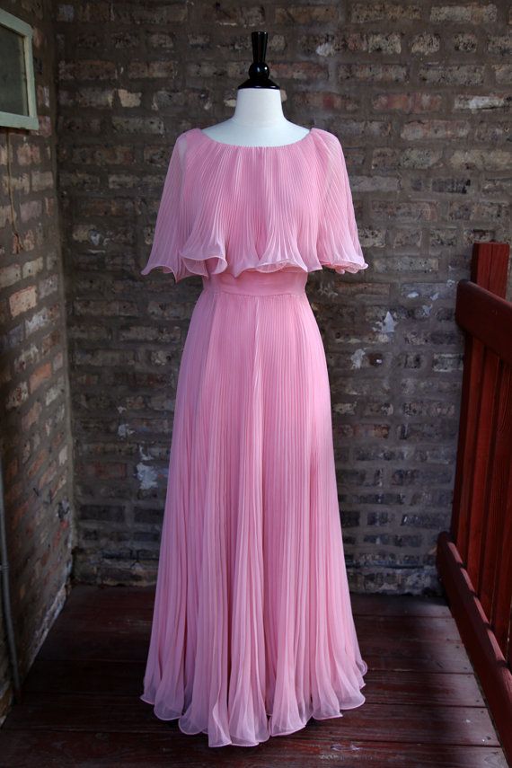 Elegant Burgundy A Line Round Neck Pleated Chiffon Formal Dress Evening Party Dresses DP3127