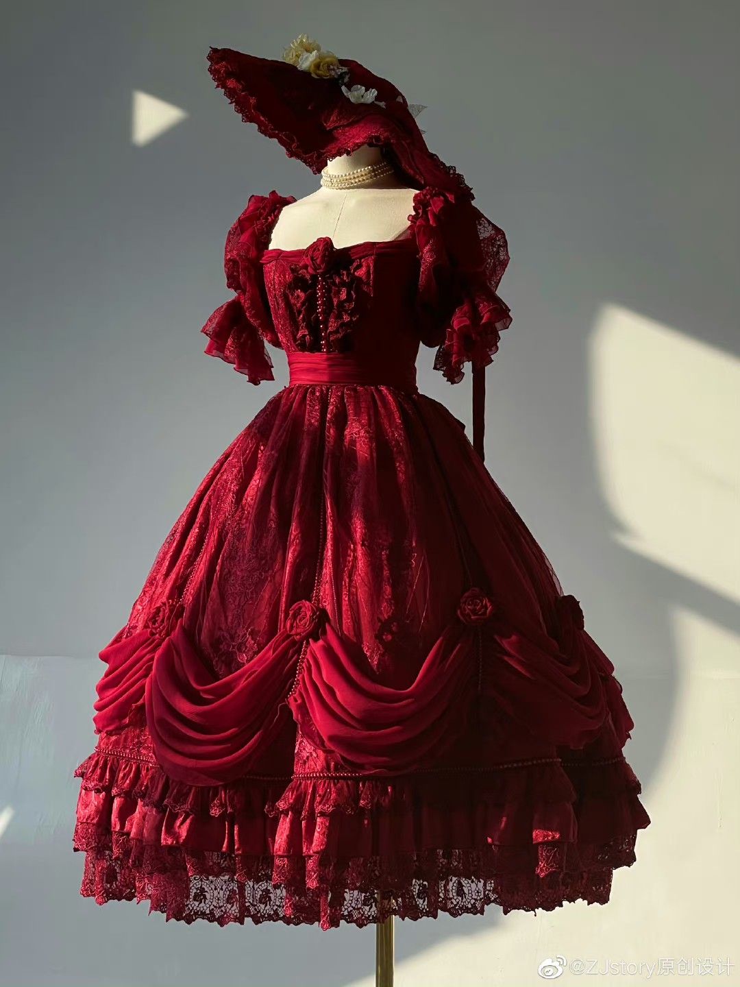 Burgundy A Line Puff Lolita Goth Boning Dress Lace Short Homecoming Dress DP4070