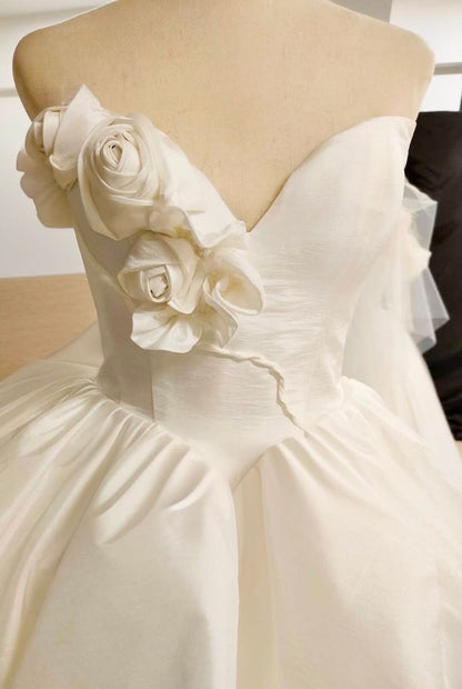 White Sweetheart Neck Floral Satin Short Prom Dress Homecoming Dress DP1167