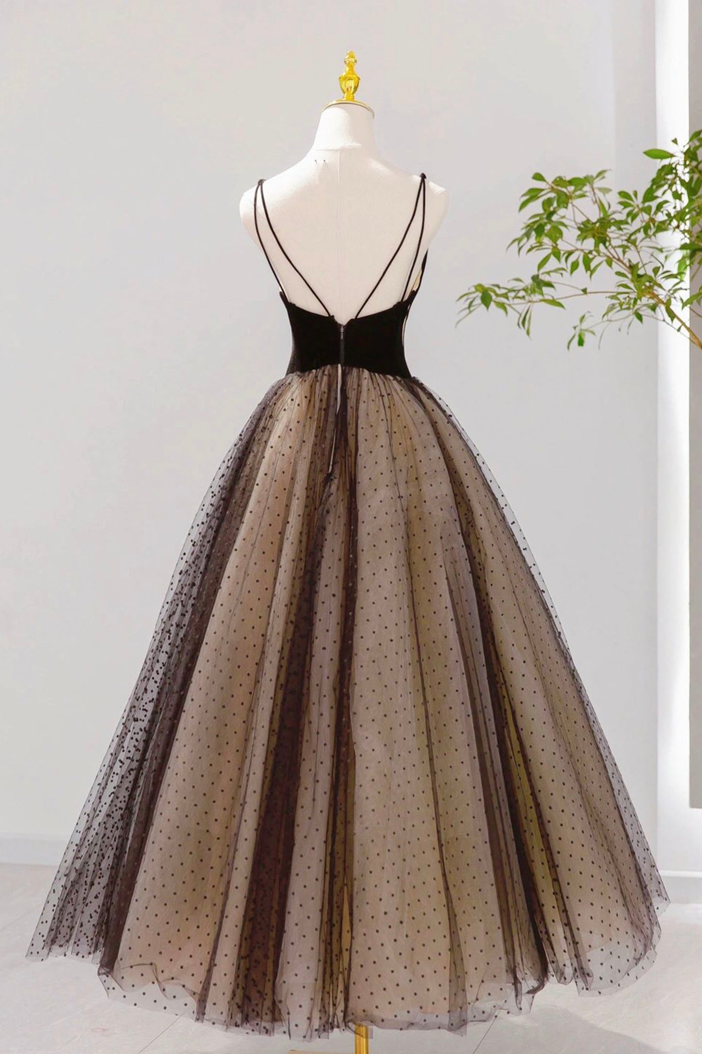 Black A Line V-neck Tulle Prom Dress Evening Dress DP909