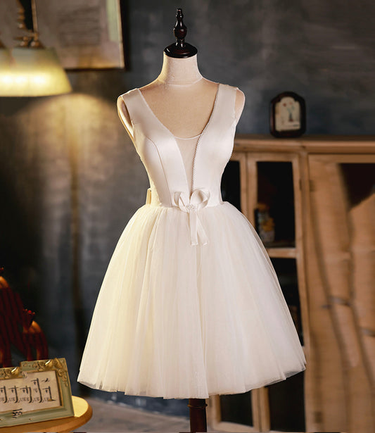 Lovely A Line V-neck Bow Backless Tulle Homecoming Dresses DP922