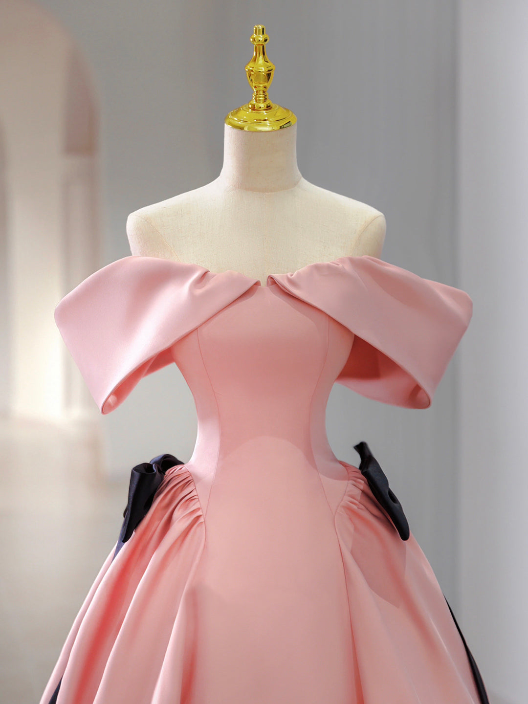 Elegant A Line Off-the-shoulder Bow Satin long Prom Dresses DP925