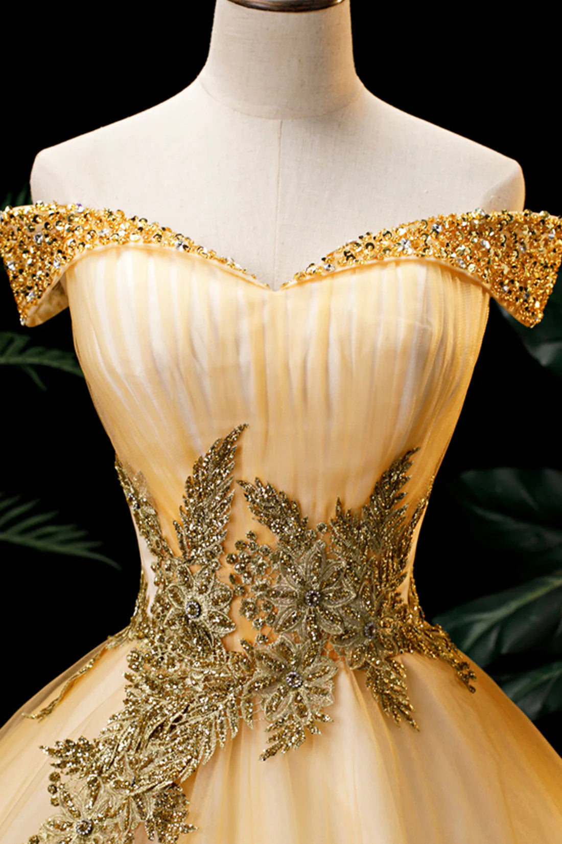 Lovely Off-the-shoulder Appliques Tulle Formal Dress  Evening Party Dress DP892