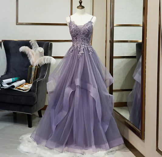 A Line Spaghetti Straps Appliques Ruffle Tulle Prom Dress DP1010